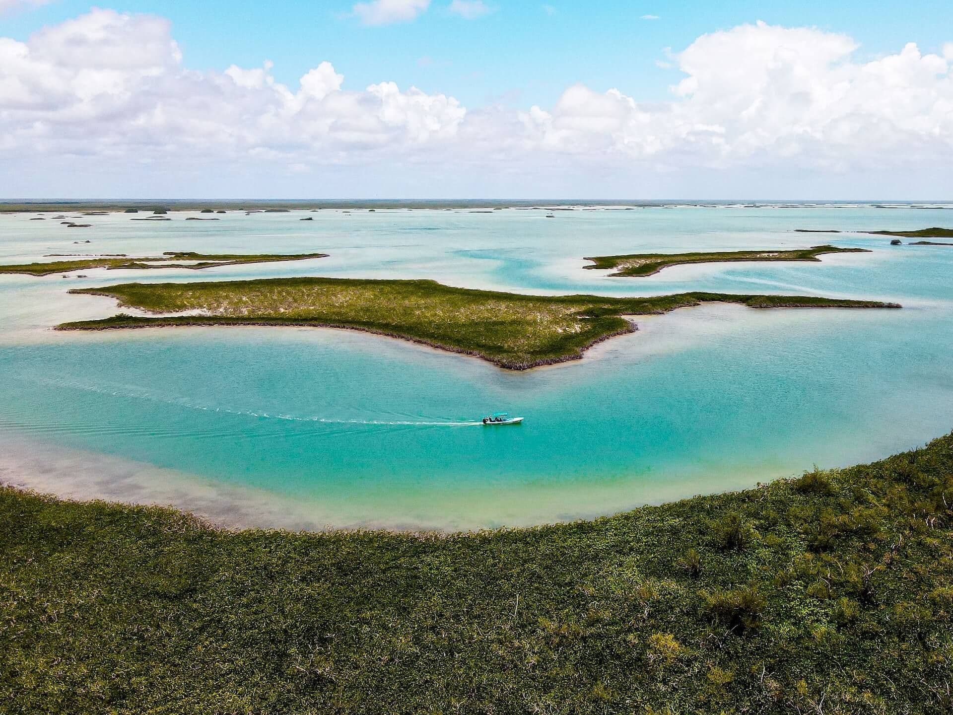Oasis Privado de Sian Ka´an: Una Odisea Secreta de 3 horas en la Laguna